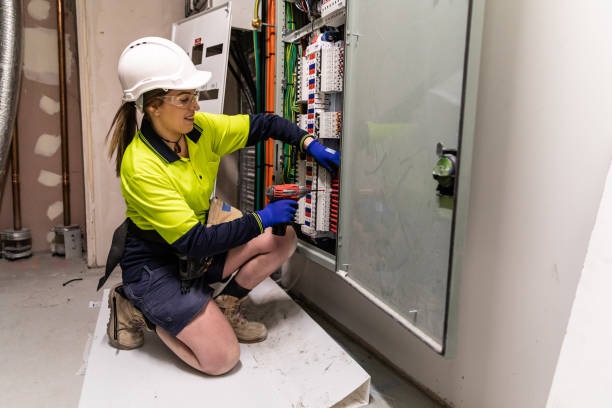 Best Affordable Emergency Electrician  in Groton, SD